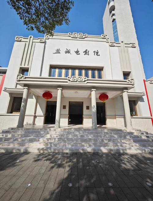 深度影院：海量高清资源免费在线观看，畅享无广告极致观影体验