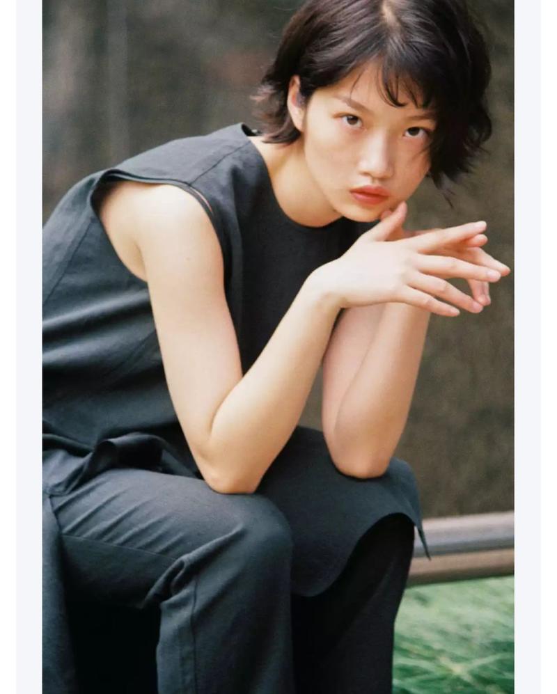 美女老师隐私操的相关介绍