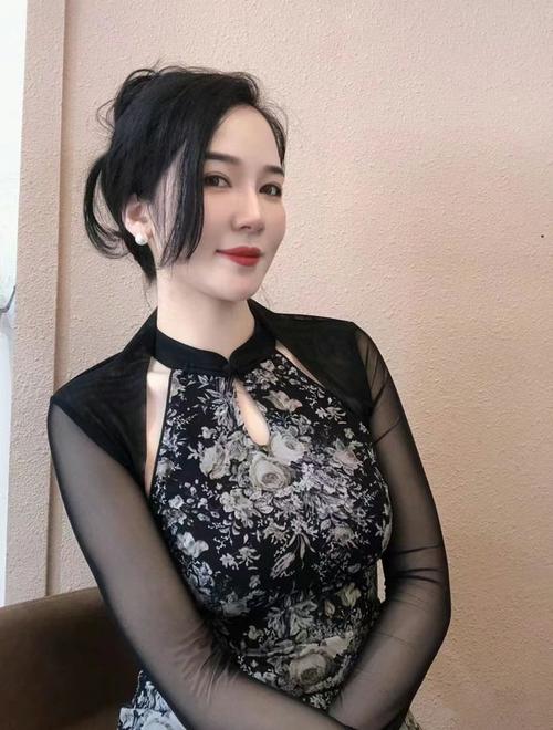 东京精油按摩人妻｜资深技师手法｜私密空间预约｜人妻舒缓疲劳精油SPA