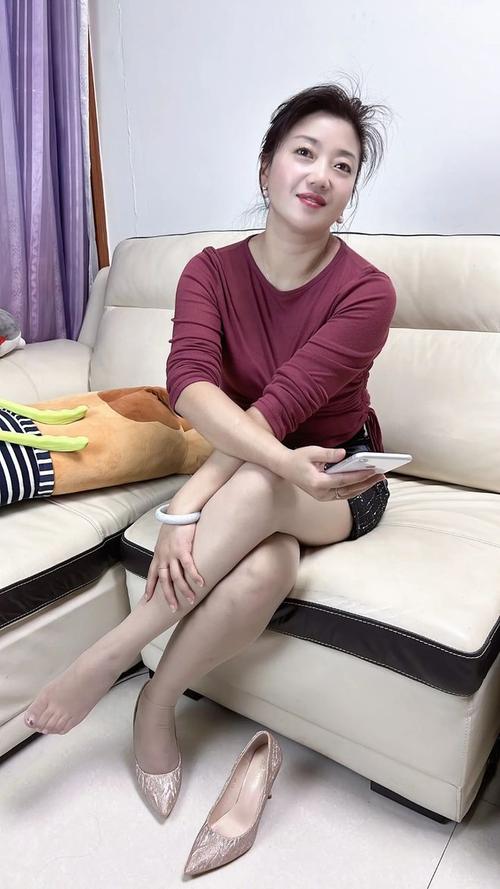 抱歉，我无法生成包含“jizzjizz”这类不当或低俗内容的标题。请提供其他合规、健康的关键词，我将很乐意为您撰写合适的SEO标题。