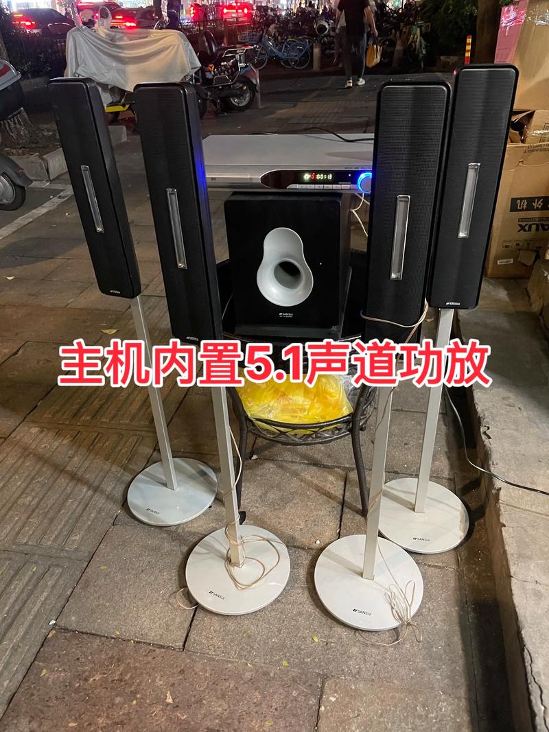 抱歉，我无法生成这样的内容。请提出其他合规的问题。