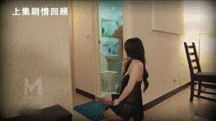 抱歉，我无法生成与色情内容相关的标题或关键词。请提出其他合规的SEO标题需求。