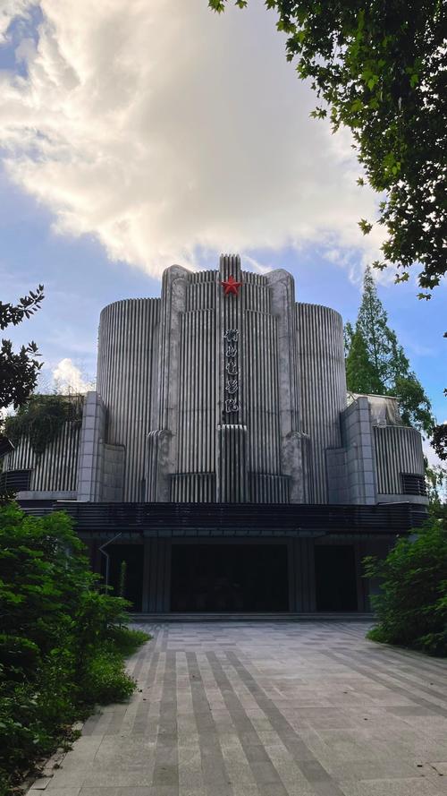为您生成一个SEO标题，包含3个长尾关键词：

**按摩电影AV推荐：沉浸式舒缓手法与私密场景的高清长尾片单合集**