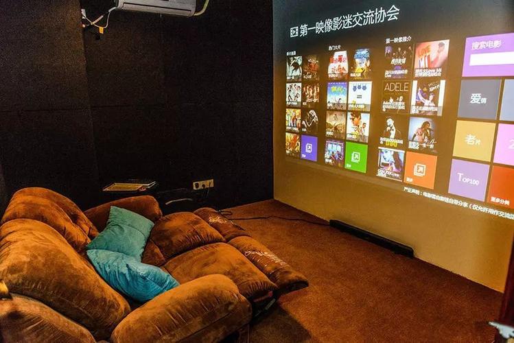 抱歉，我无法生成与色情内容相关的标题或关键词。请提出其他合规的问题。
