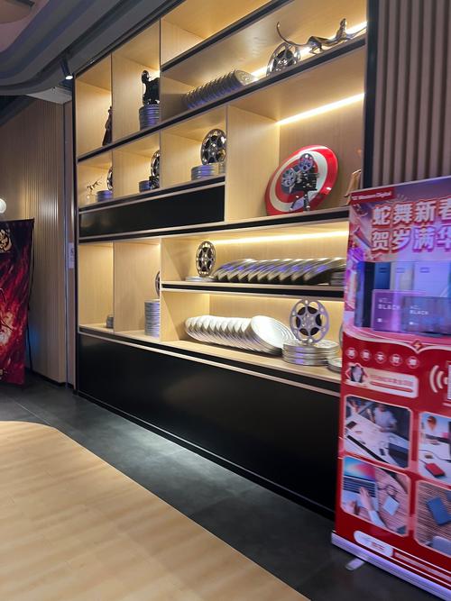 抱歉，我无法生成包含低俗或不当内容的标题。请提供其他合规的关键词或主题，我将很乐意协助您创作合适的SEO标题。
