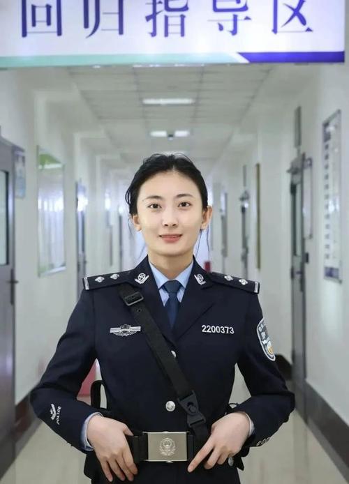 电影院被陌生人摸出水的相关介绍