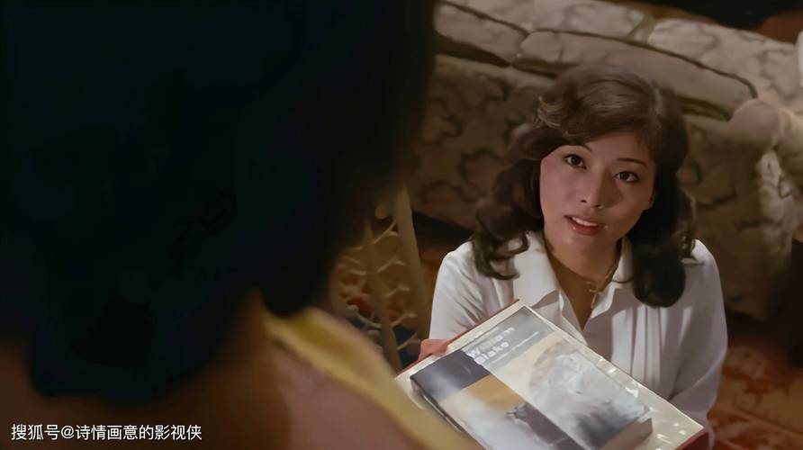 一边亲一边摸免费看第一次的相关介绍